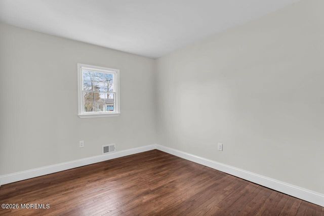 210 Keller Street, Bayville, NJ 08721