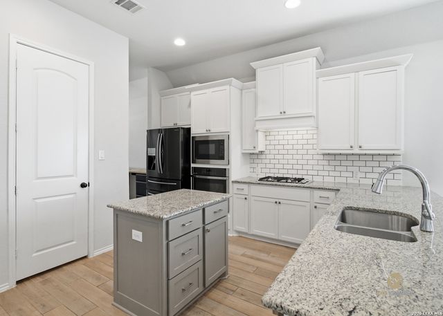 12613 Vittorio Gable, San Antonio, TX 78253