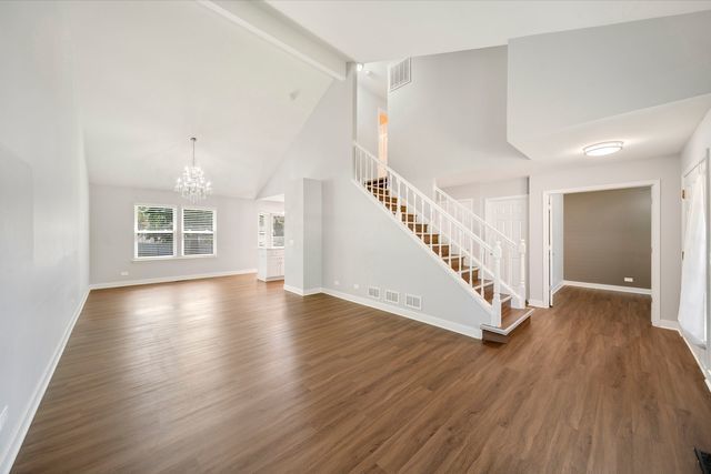 1384 Marble Hill Drive, Lake Zurich, IL 60047