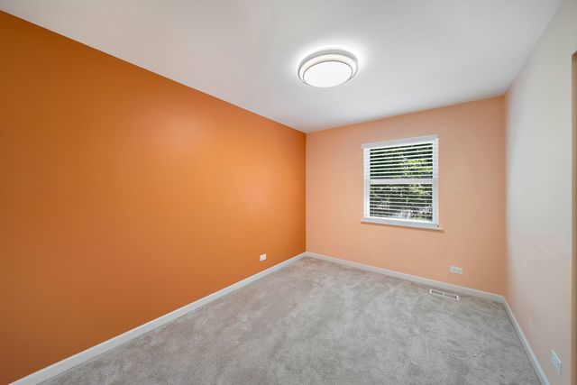 1384 Marble Hill Drive, Lake Zurich, IL 60047