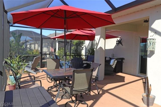 3500 Acapulco CIR, Cape Coral, FL 33909