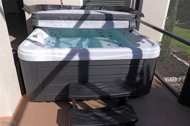 3500 Acapulco CIR, Cape Coral, FL 33909