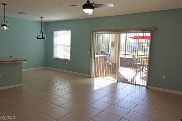 3500 Acapulco CIR, Cape Coral, FL 33909