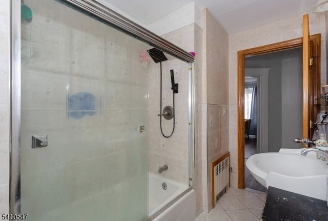 389 E 38Th St, Paterson City, NJ 07504