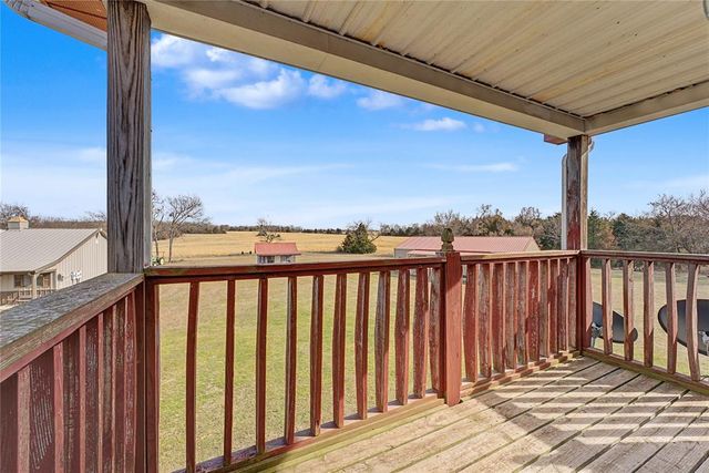 15875 New Lake Road, Henryetta, OK 74437