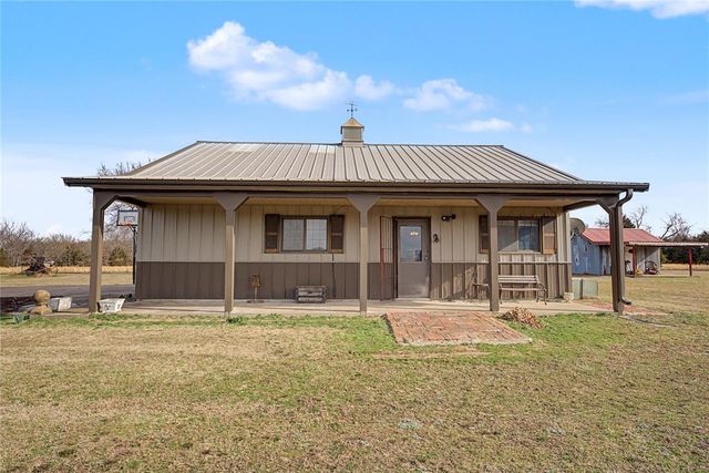 15875 New Lake Road, Henryetta, OK 74437
