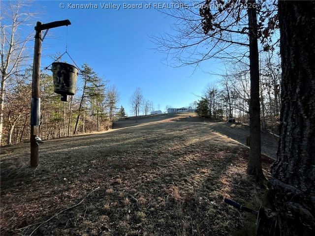 1127 Zion Ridge Road, Ripley, WV 25271