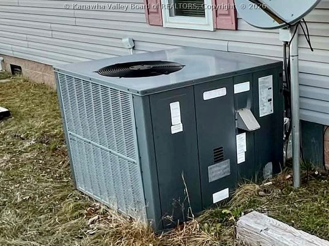 1127 Zion Ridge Road, Ripley, WV 25271