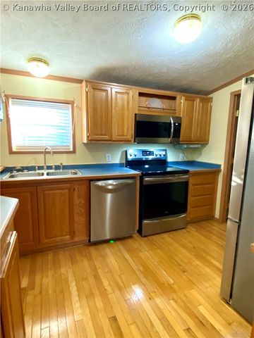 1127 Zion Ridge Road, Ripley, WV 25271