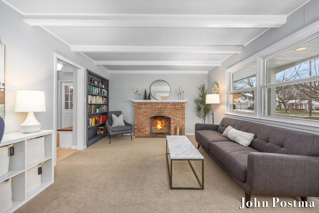 1935 Menominee Drive Se, City Of Grand Rapids, MI 49506