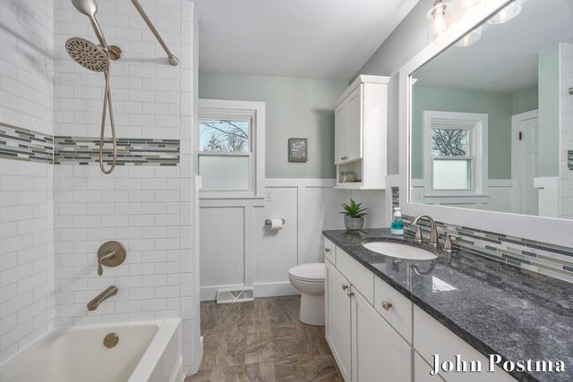 1935 Menominee Drive Se, City Of Grand Rapids, MI 49506