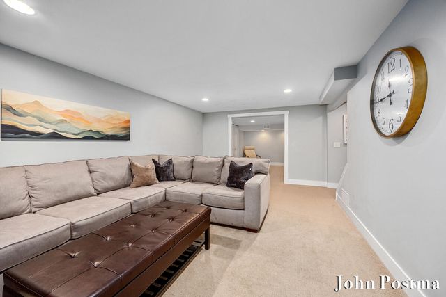 1935 Menominee Drive Se, City Of Grand Rapids, MI 49506