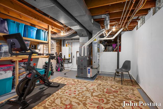 1935 Menominee Drive Se, City Of Grand Rapids, MI 49506