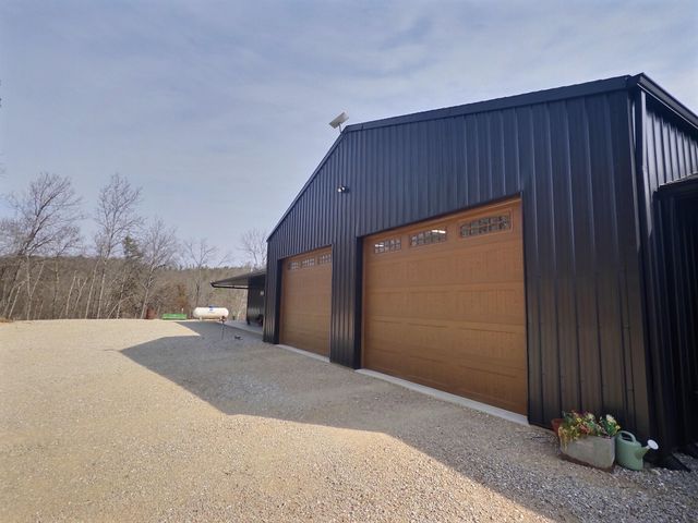 1044 Carter 154, Fremont, MO 63941