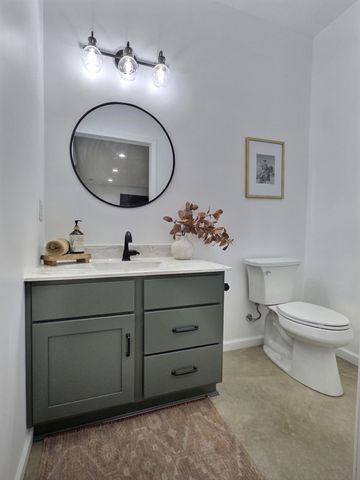 1044 Carter 154, Fremont, MO 63941