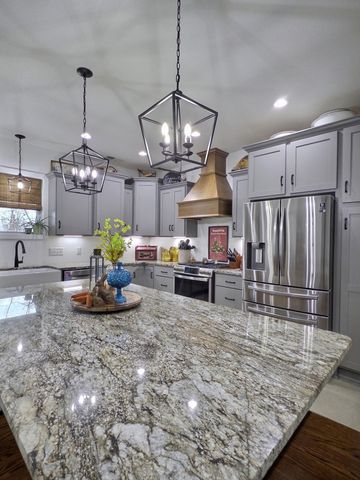 1044 Carter 154, Fremont, MO 63941