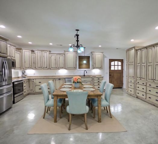 1044 Carter 154, Fremont, MO 63941