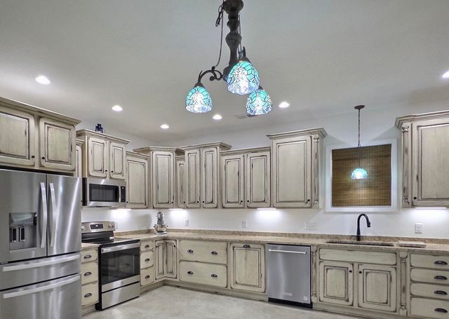 1044 Carter 154, Fremont, MO 63941