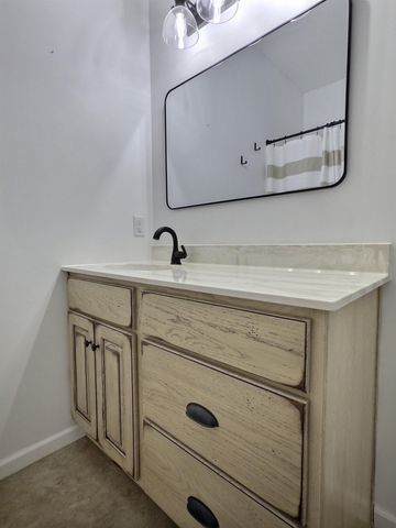 1044 Carter 154, Fremont, MO 63941