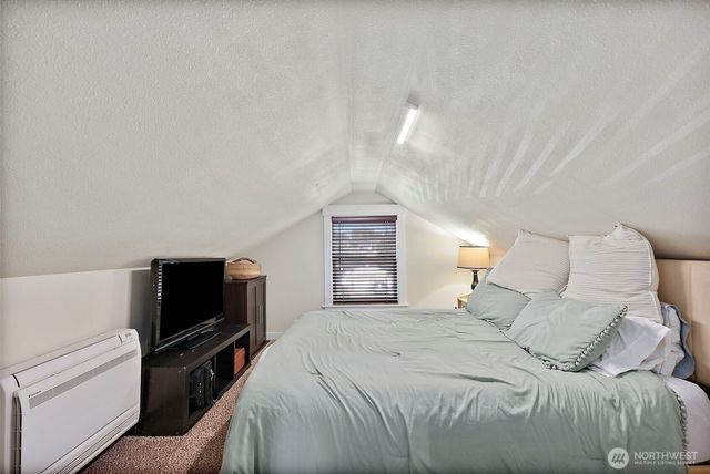 6829 S Thompson Avenue, Tacoma, WA 98408