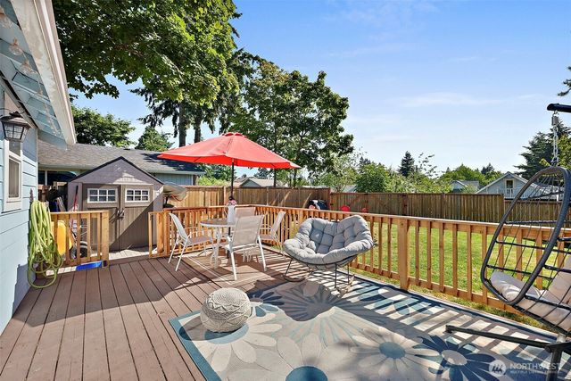 6829 S Thompson Avenue, Tacoma, WA 98408