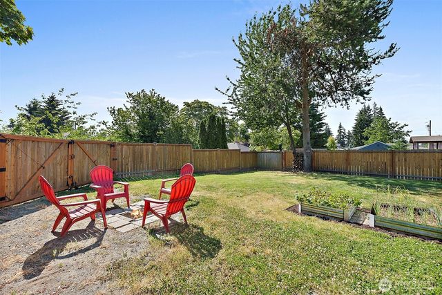 6829 S Thompson Avenue, Tacoma, WA 98408