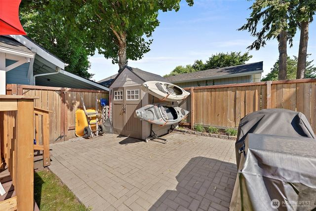 6829 S Thompson Avenue, Tacoma, WA 98408