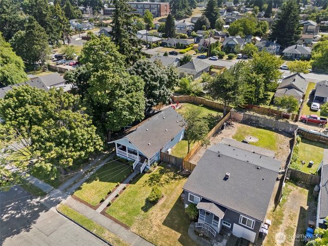 6829 S Thompson Avenue, Tacoma, WA 98408