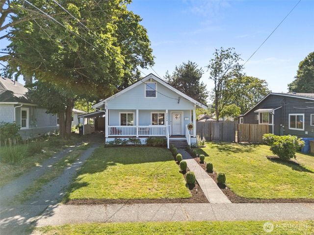 6829 S Thompson Avenue, Tacoma, WA 98408