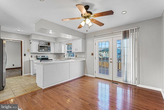 804 SHAMROCK DR, Fredericksburg, VA 22407