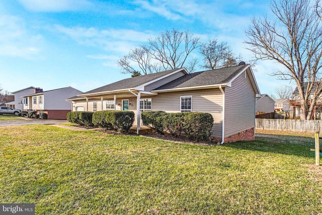 804 SHAMROCK DR, Fredericksburg, VA 22407