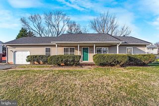 804 SHAMROCK DR, Fredericksburg, VA 22407