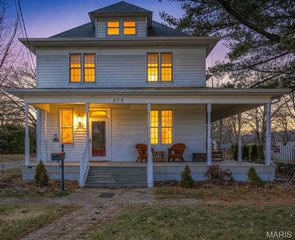 373 S 4th Street, Ste Genevieve, MO 63670