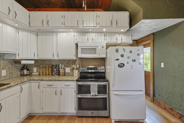 48 Hill Street, Logan, OH 43138