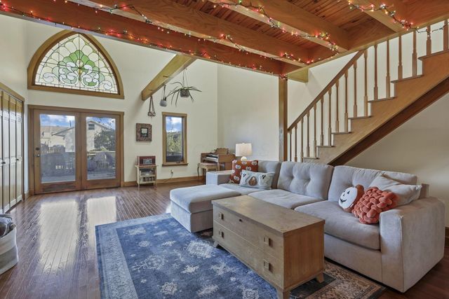 48 Hill Street, Logan, OH 43138