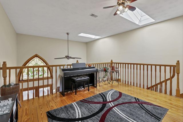 48 Hill Street, Logan, OH 43138