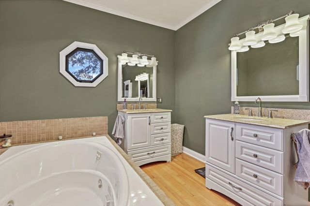 48 Hill Street, Logan, OH 43138