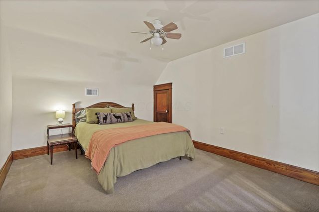 48 Hill Street, Logan, OH 43138