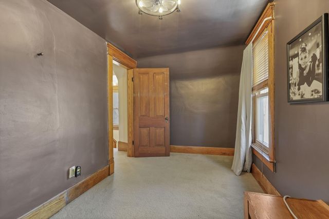 48 Hill Street, Logan, OH 43138