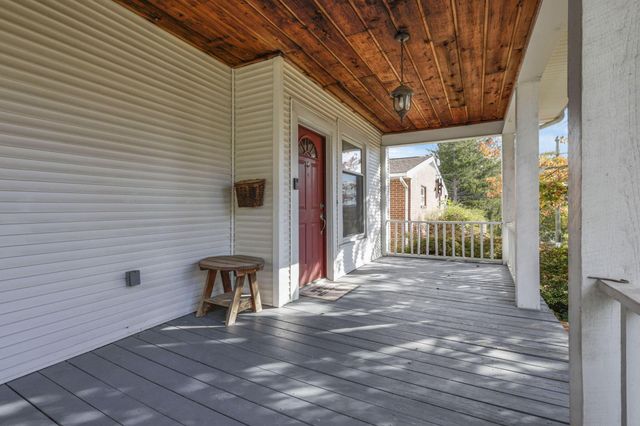 48 Hill Street, Logan, OH 43138