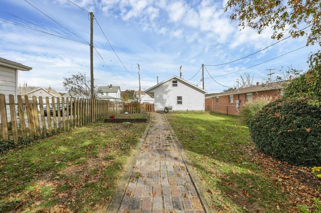 48 Hill Street, Logan, OH 43138