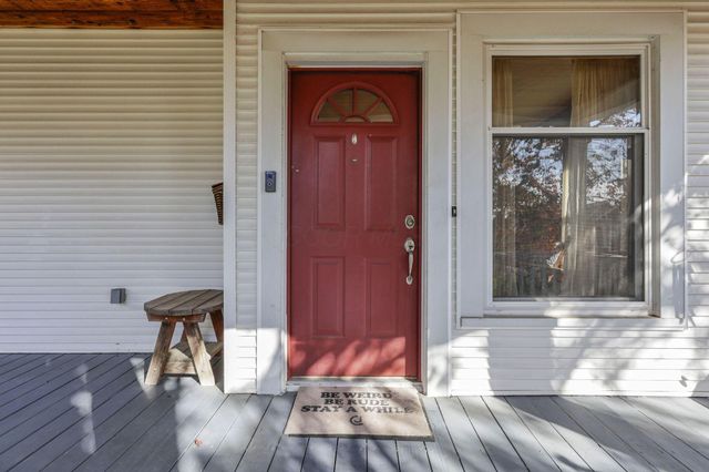 48 Hill Street, Logan, OH 43138