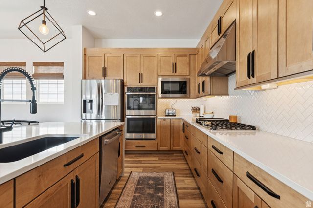 6241 W ARRANMORE DR, South Jordan, UT 84009