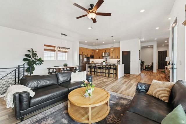 6241 W ARRANMORE DR, South Jordan, UT 84009