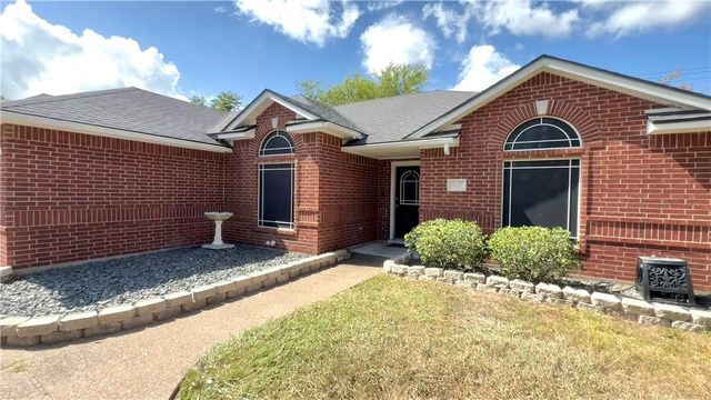 5117 Agen Dr, Corpus Christi, TX 78413