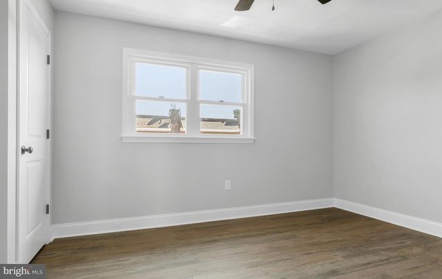 1536 S CORLIES ST, Philadelphia, PA 19146