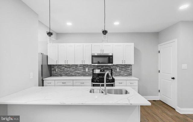 1536 S CORLIES ST, Philadelphia, PA 19146