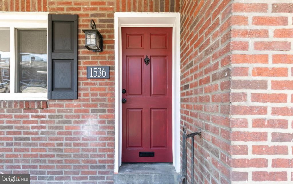 1536 S CORLIES ST, Philadelphia, PA 19146