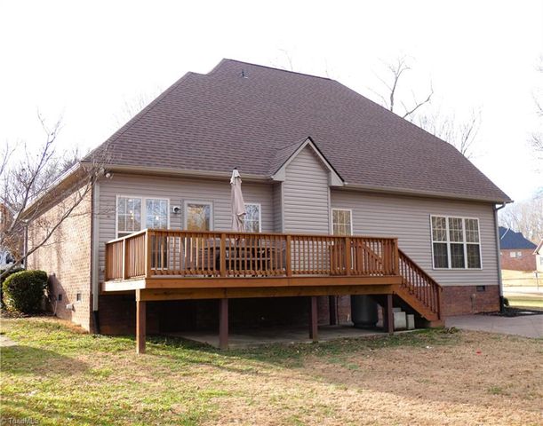 270 Plumstead Lane, Clemmons, NC 27012