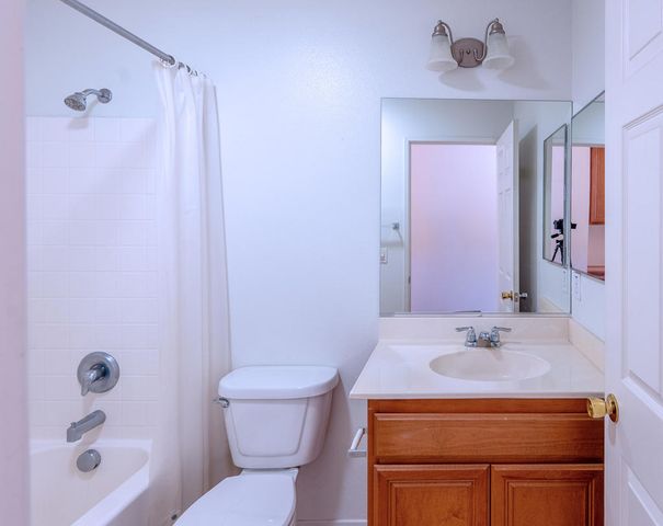 5154 Split Rock Avenue, 29 Palms, CA 92277